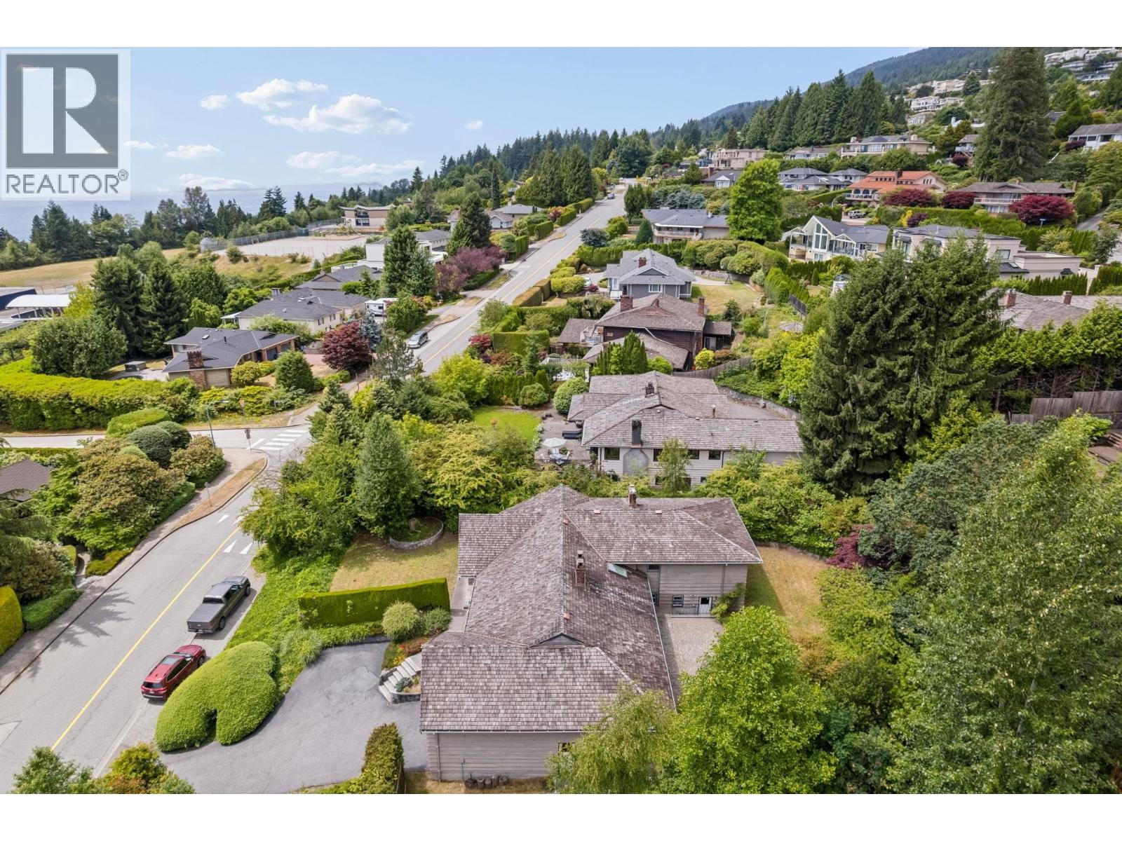 1211 Chartwell Drive, West Vancouver, British Columbia V7S 2R1 - Photo 33 - R3144749