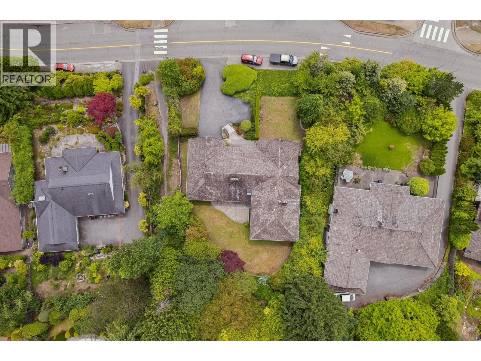1211 Chartwell Drive, West Vancouver, British Columbia V7S 2R1 - Photo 34 - R3144749