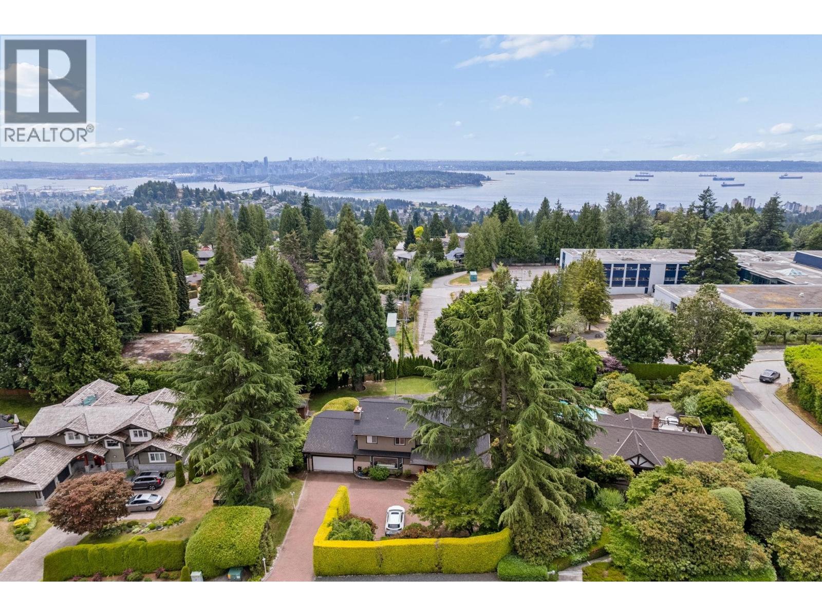 1211 Chartwell Drive, West Vancouver, British Columbia V7S 2R1 - Photo 35 - R3144749