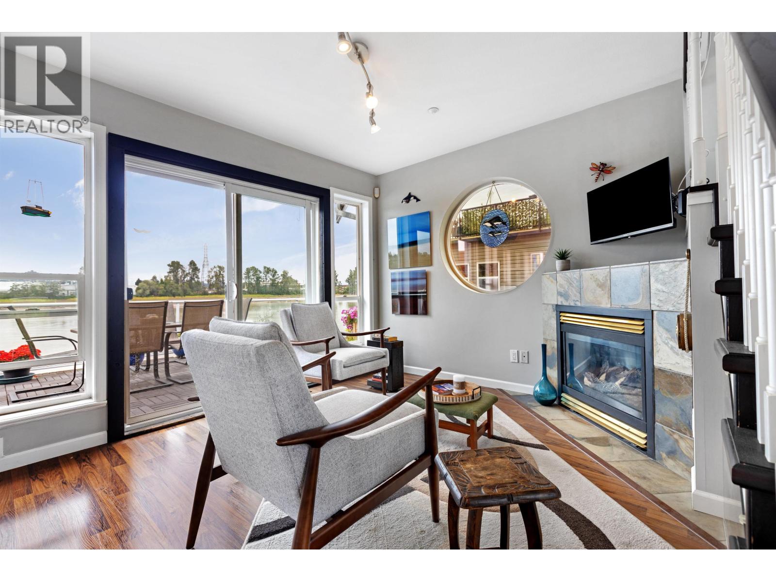 4 800 South Dyke Road, New Westminster, British Columbia  V3M 4Z8 - Photo 4 - R3144843