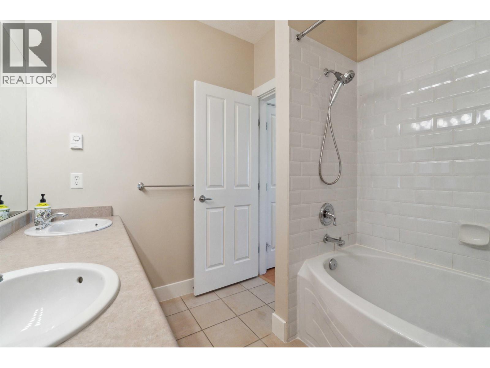 3f 2338 Western Parkway, Vancouver, British Columbia  V6T 2H7 - Photo 12 - R3144776