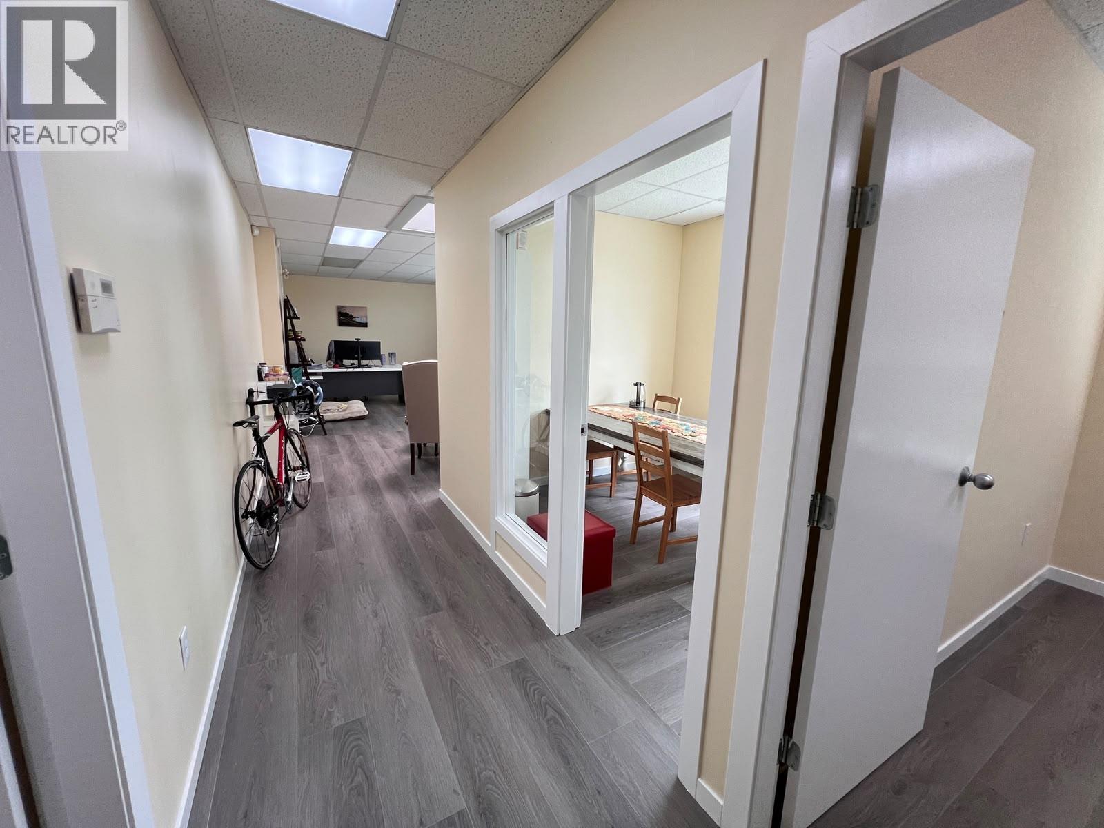 2f 101-3823 Henning Drive, Burnaby, British Columbia  V5C 6P3 - Photo 2 - C8080305