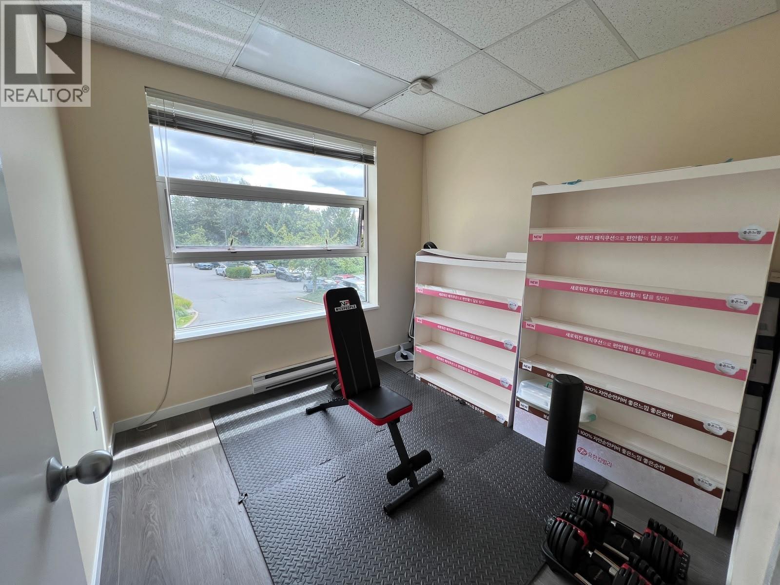 2f 101-3823 Henning Drive, Burnaby, British Columbia  V5C 6P3 - Photo 3 - C8080305
