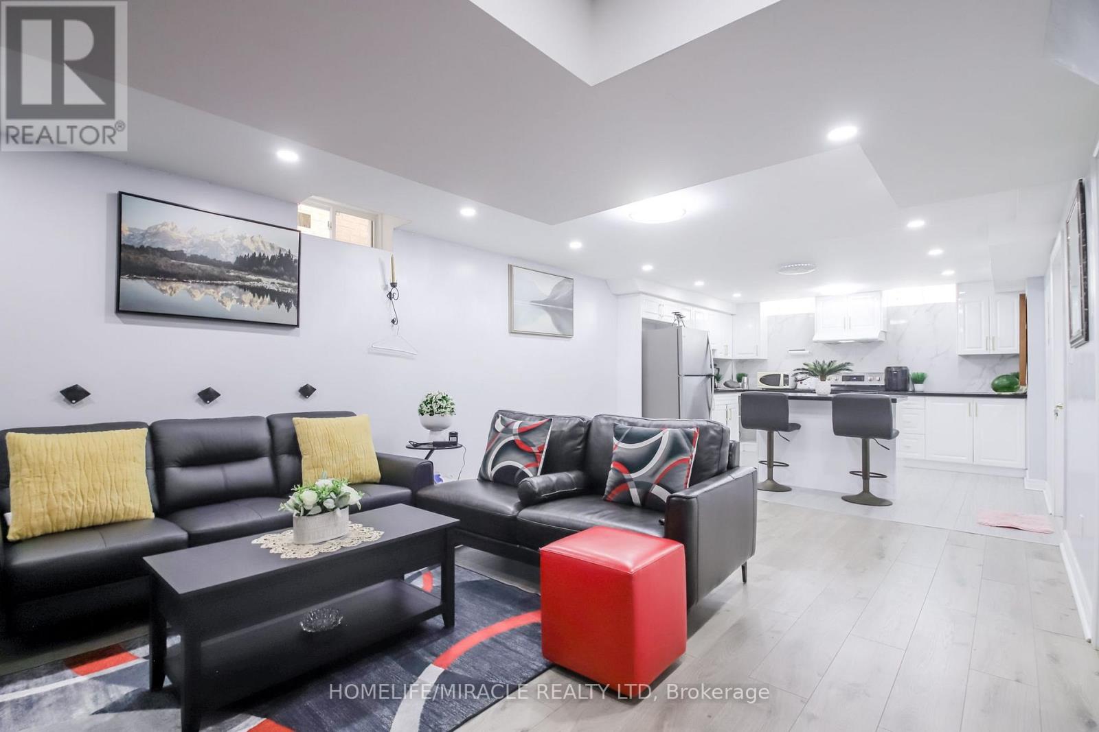 1301 APOLLO STREET, Oshawa (Eastdale)