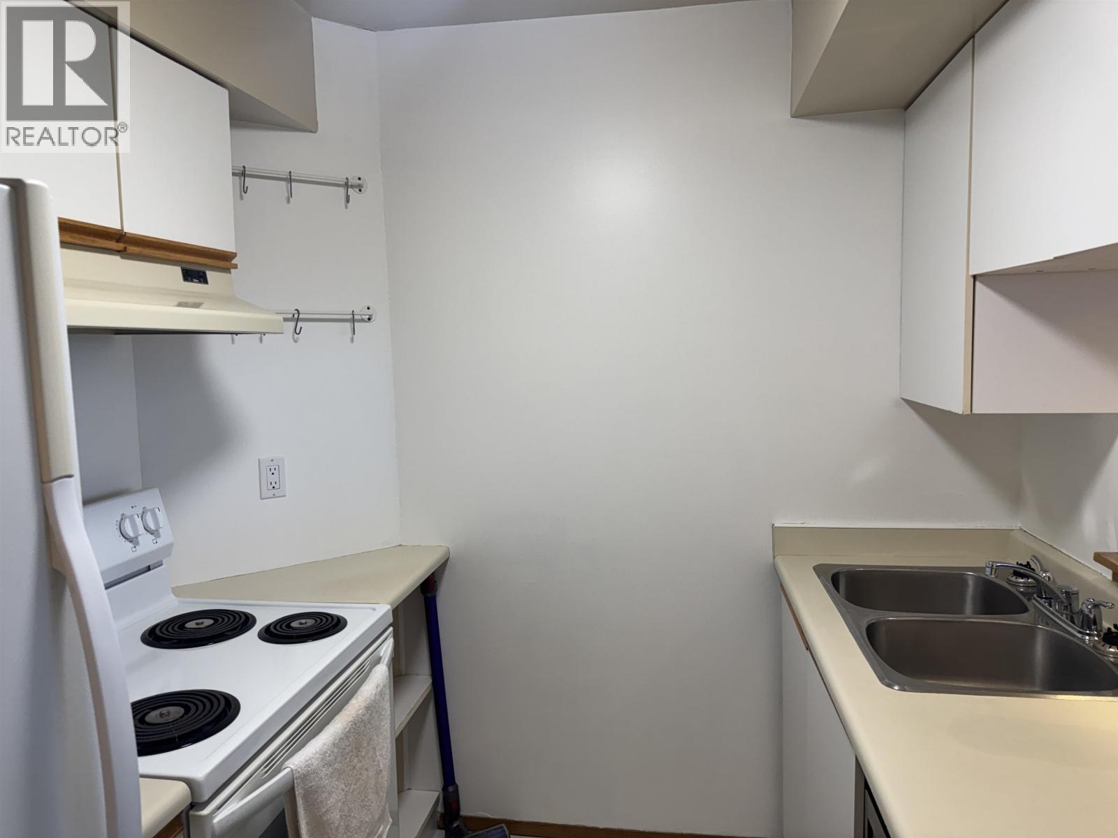 1503 3760 ALBERT STREET — photo 12
