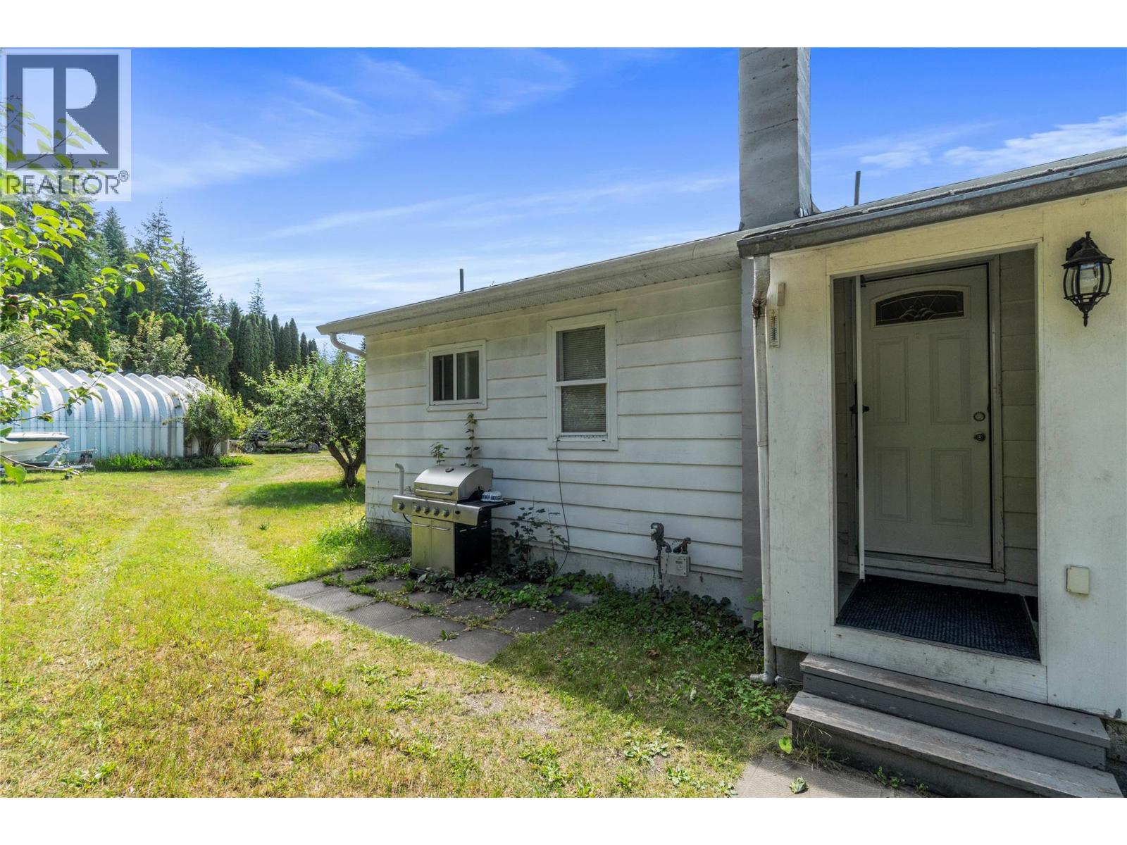 538 Begbie Road, Tappen, British Columbia  V0E 2X1 - Photo 15 - 10393119