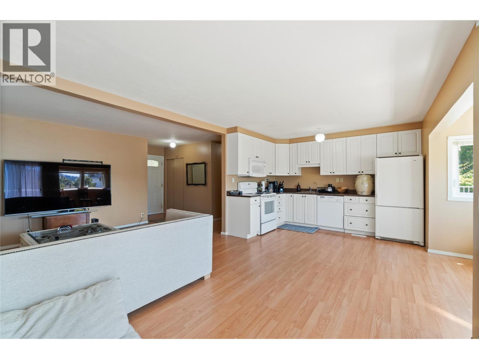 538 Begbie Road, Tappen, British Columbia  V0E 2X1 - Photo 24 - 10393119