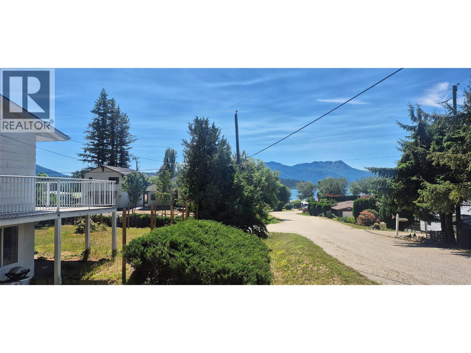 538 Begbie Road, Tappen, British Columbia  V0E 2X1 - Photo 5 - 10393119