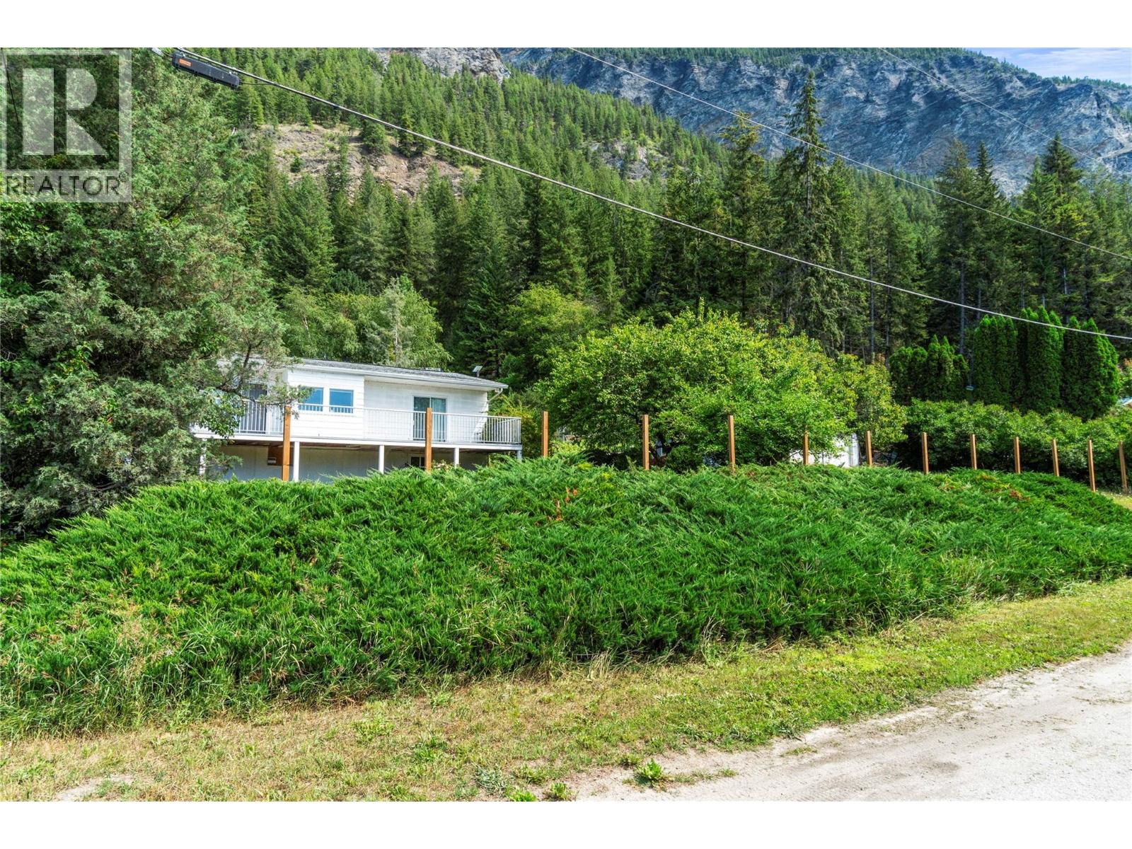 538 Begbie Road, Tappen, British Columbia  V0E 2X1 - Photo 6 - 10393119