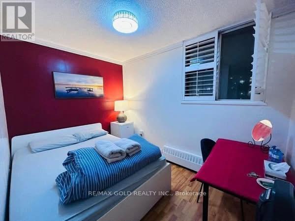 815 - 50 Lotherton Pathway, Toronto, Ontario  M6B 2G8 - Photo 3 - W13546464