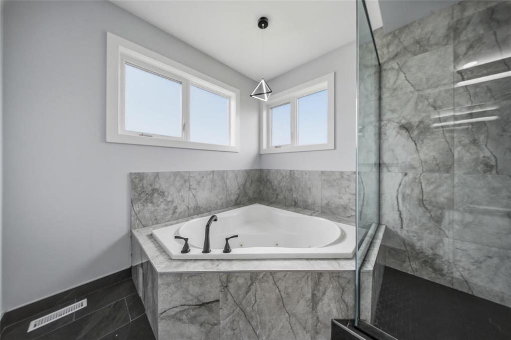 7 Blokland Place, West St Paul, Manitoba  R4A 0A8 - Photo 30 - 202616158