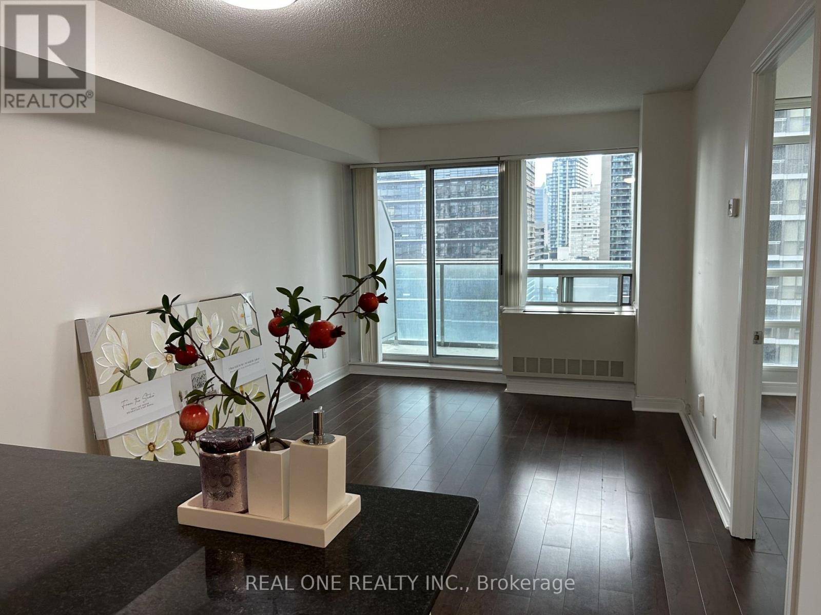 1607 - 31 Bales Avenue, Toronto, Ontario  M2N 7L6 - Photo 3 - C13420406