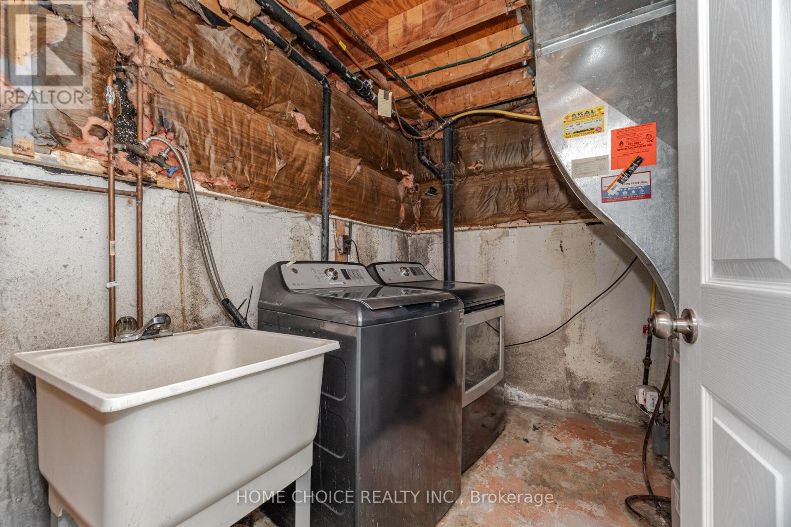 2 Hunt Club Drive, Brampton, Ontario  L6S 1S2 - Photo 32 - W13507906