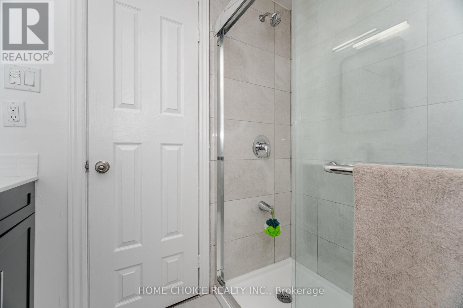 2 Hunt Club Drive, Brampton, Ontario  L6S 1S2 - Photo 26 - W13507906