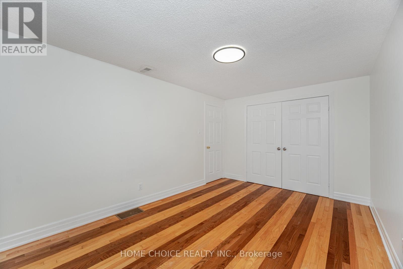 2 Hunt Club Drive, Brampton, Ontario  L6S 1S2 - Photo 21 - W13507906