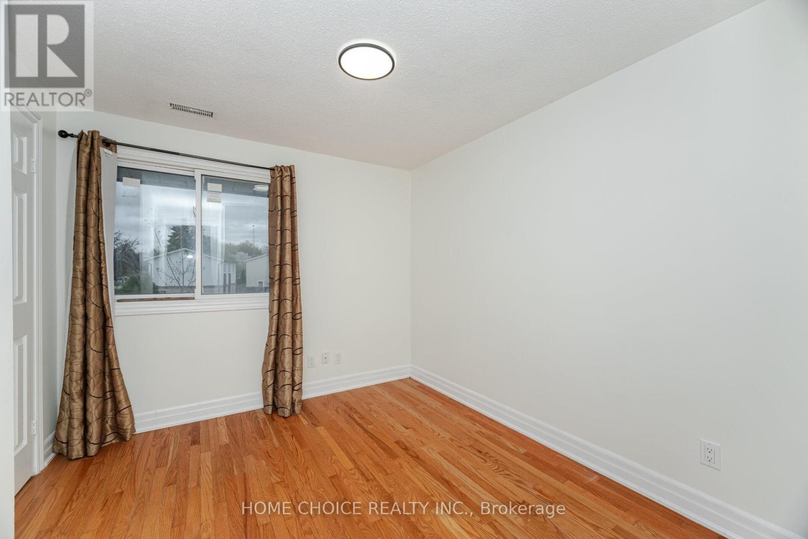 2 Hunt Club Drive, Brampton, Ontario  L6S 1S2 - Photo 22 - W13507906