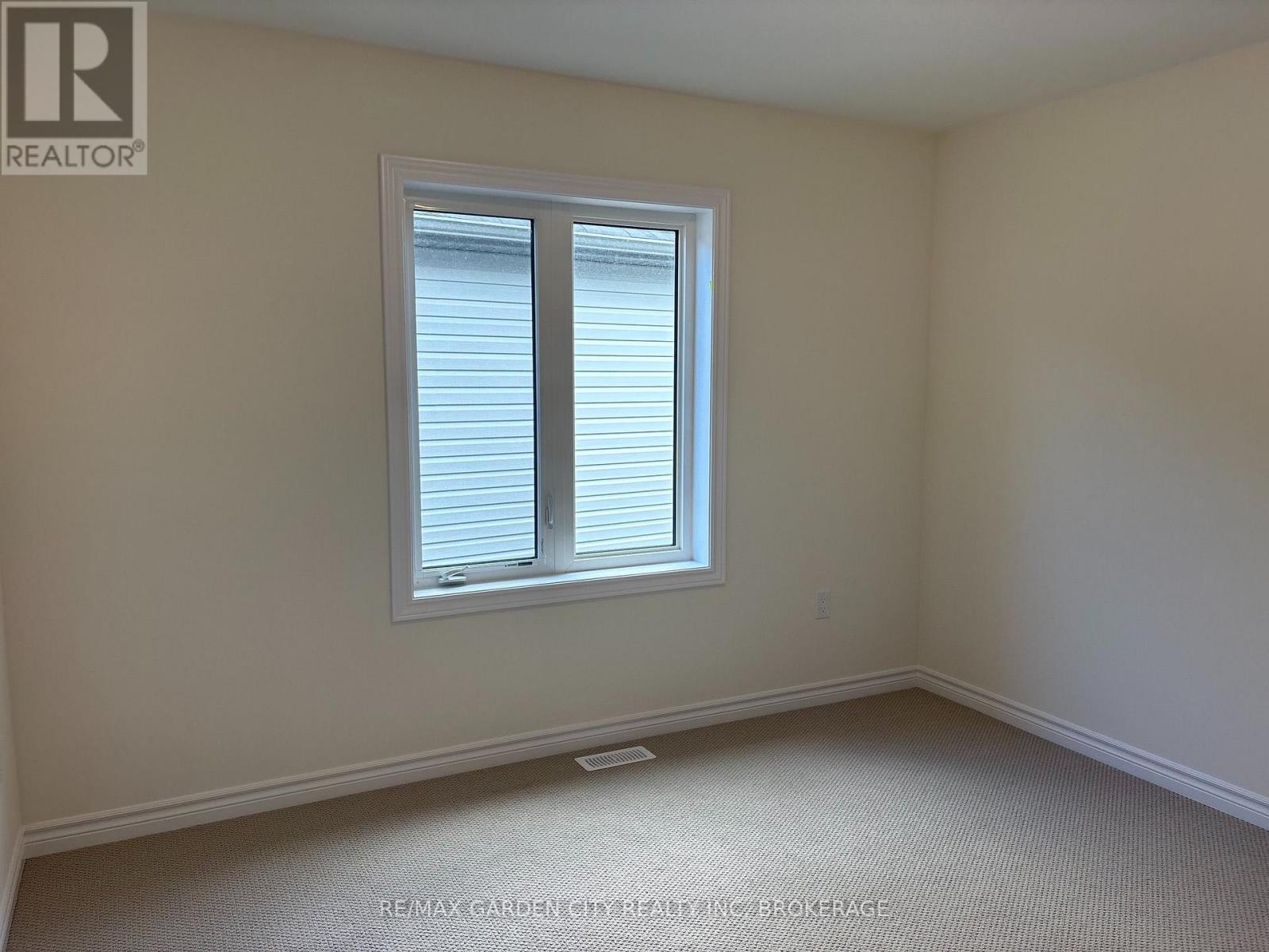 31 Postill Street, Brant (Paris), Ontario  N3L 0R4 - Photo 25 - X13546488