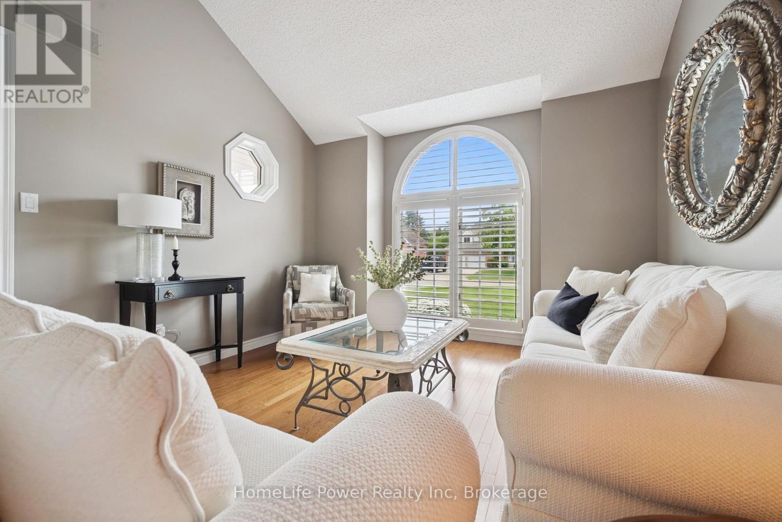 8 Robin Road, Guelph, Ontario  N1L 1A7 - Photo 11 - X13546568