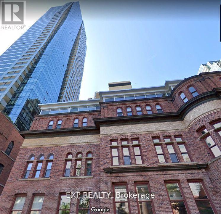 605 - 11 ST JOSEPH STREET, Toronto, Ontario