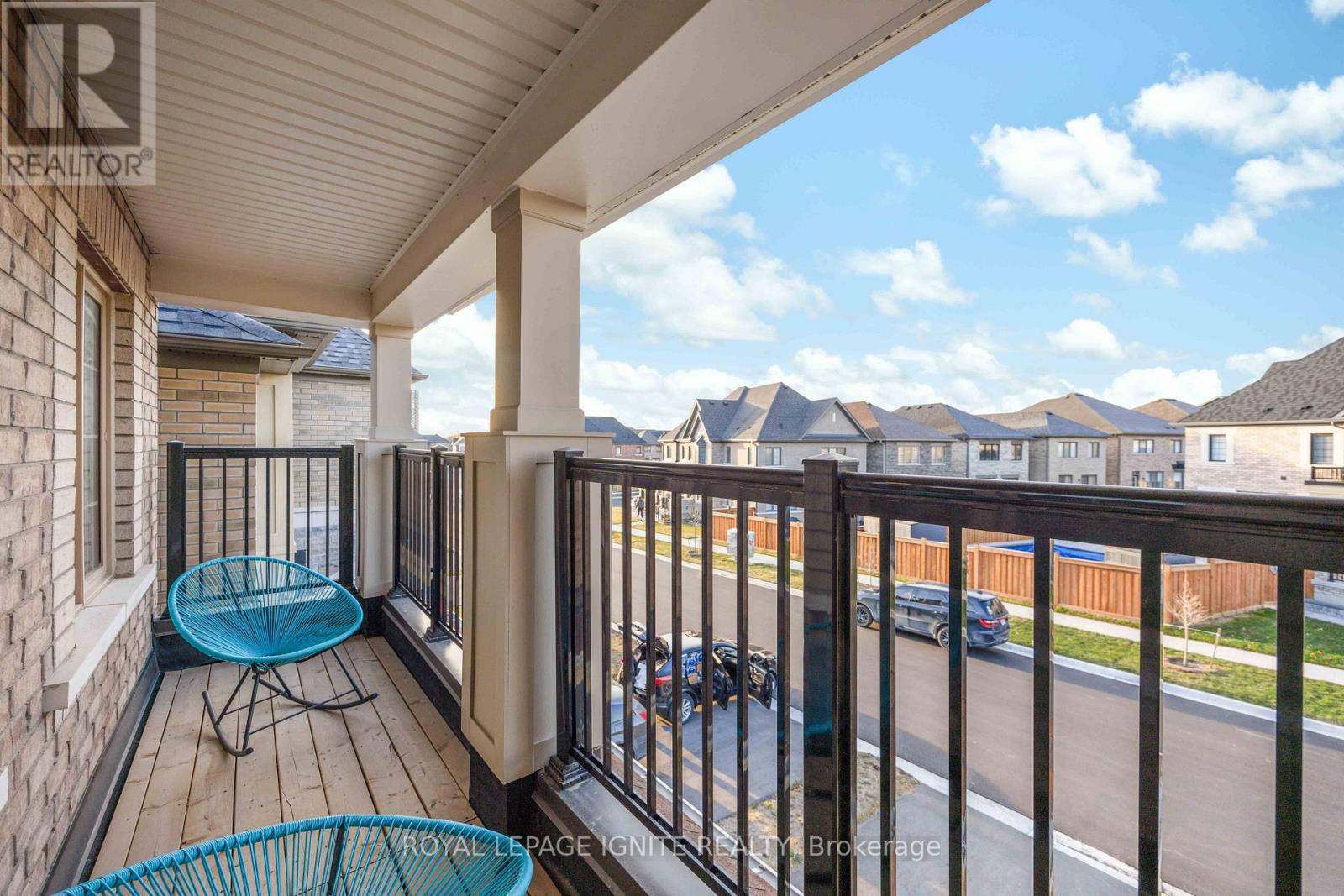 43 Swordfish Drive, Whitby, Ontario L1P 0K7 - Photo 4 - E13546474