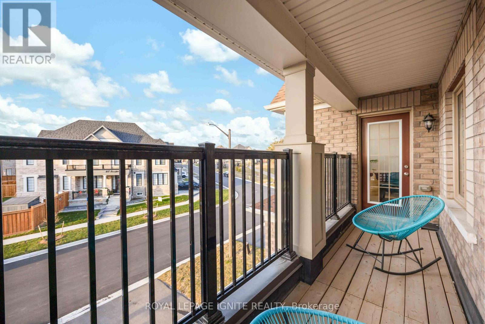 43 Swordfish Drive, Whitby, Ontario L1P 0K7 - Photo 6 - E13546474