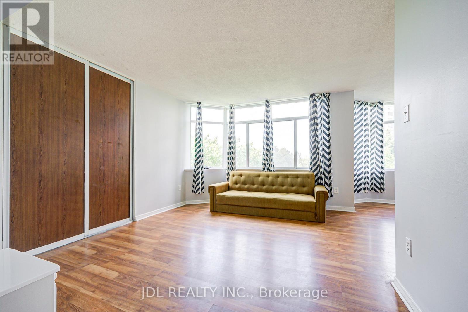 410 - 88 Alton Towers Circle, Toronto, Ontario  M1V 5C5 - Photo 22 - E13546504