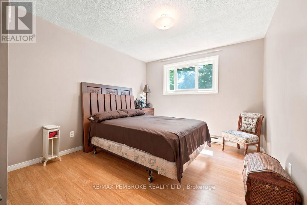 1656 Beachburg Road, Whitewater Region, Ontario  K0J 1C0 - Photo 24 - X13546500