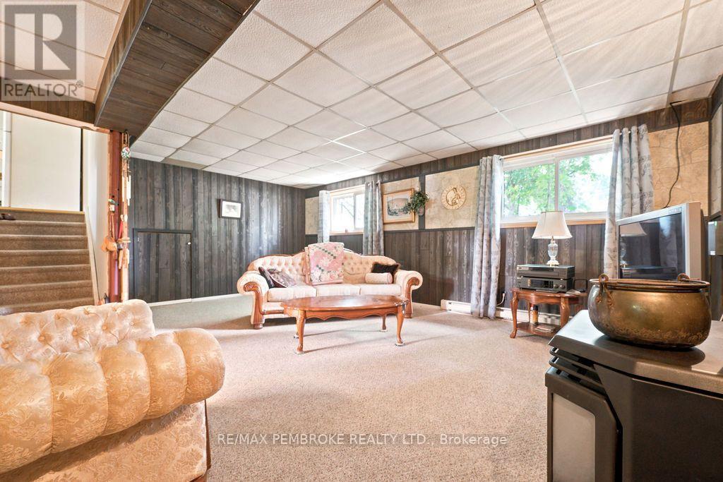 1656 Beachburg Road, Whitewater Region, Ontario  K0J 1C0 - Photo 29 - X13546500