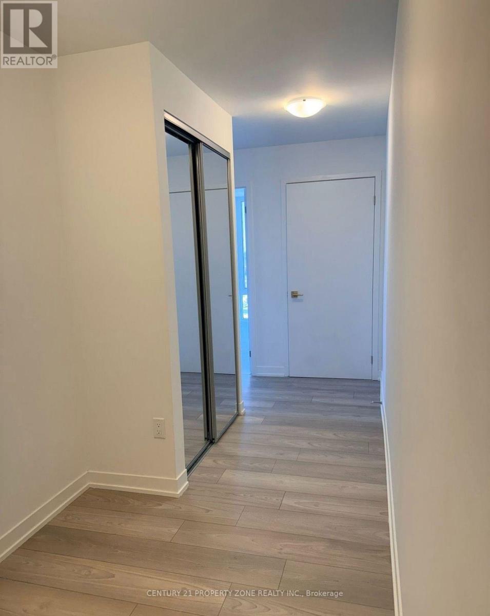 2405 - 474 Caldari Road, Vaughan (Concord), Ontario  L4K 0R5 - Photo 2 - N13546478