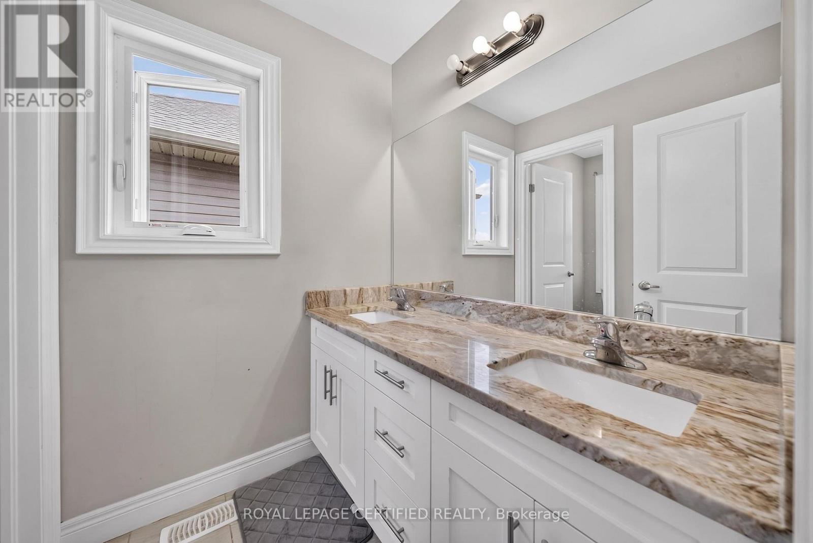 123 Dulgaren Street, Hamilton, Ontario  L8W 3J5 - Photo 25 - X13546498