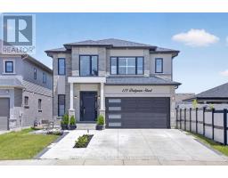 123 DULGAREN STREET, Hamilton, Ontario