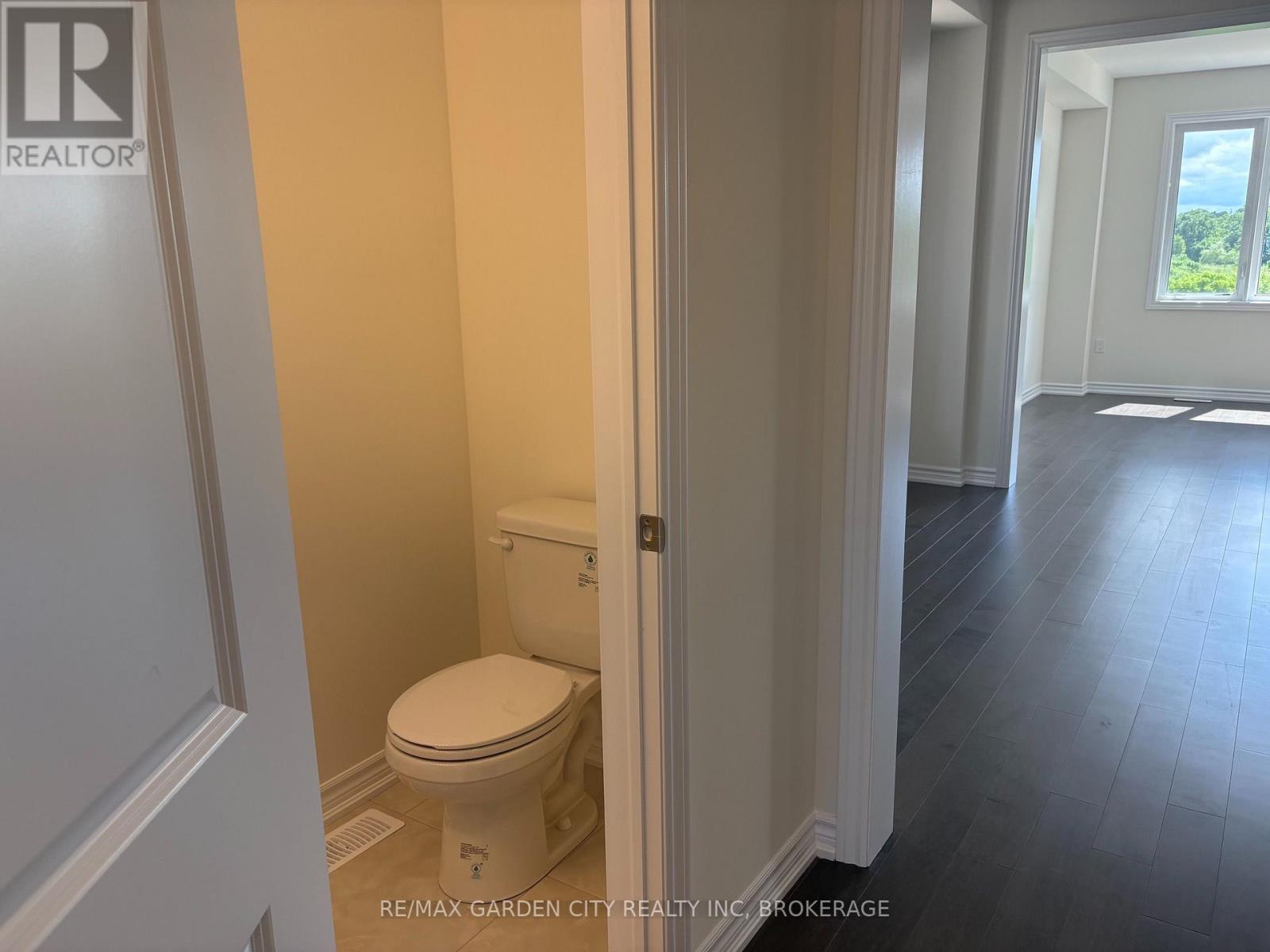 31 Postill Street, Brant, Ontario  N3L 0R4 - Photo 21 - X13546488