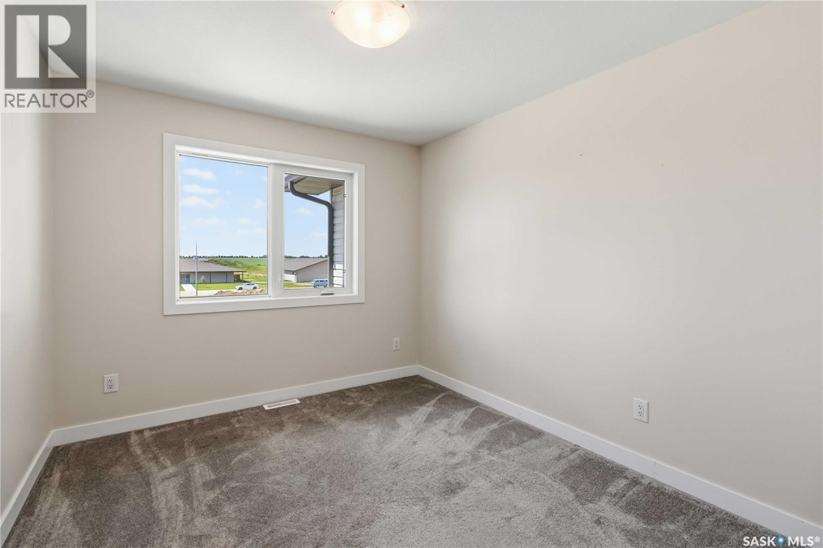 32 301 Centennial Road, Hague, Saskatchewan  S0K 1X0 - Photo 29 - SK042157