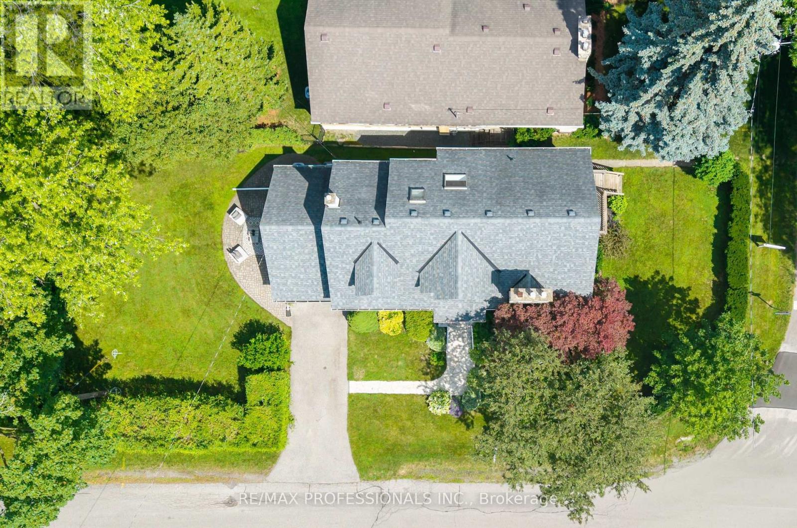 86 Van Dusen Boulevard, Toronto, Ontario  M8Z 3G3 - Photo 29 - W13539742