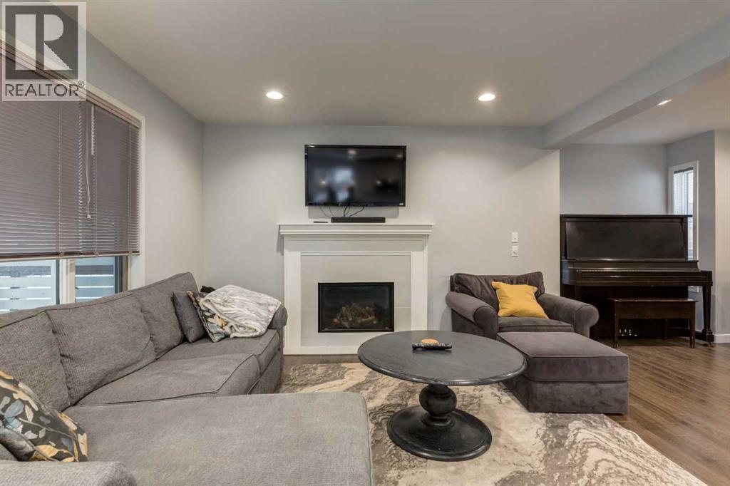 128 Riverwood Close SE, Calgary, Alberta  T2C 3Z6 - Photo 10 - A2325811