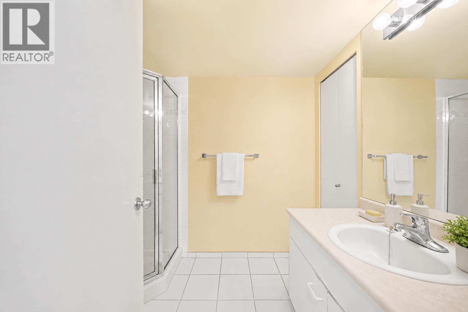 804 8831 Lansdowne Road, Richmond, British Columbia  V6X 3T5 - Photo 13 - R3144826