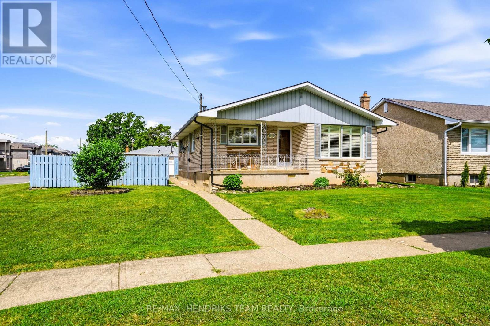 160 Classic Avenue, Welland, Ontario  L3B 1P7 - Photo 3 - X13546696