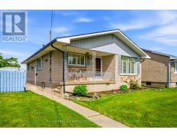 160 CLASSIC AVENUE, Welland, Ontario