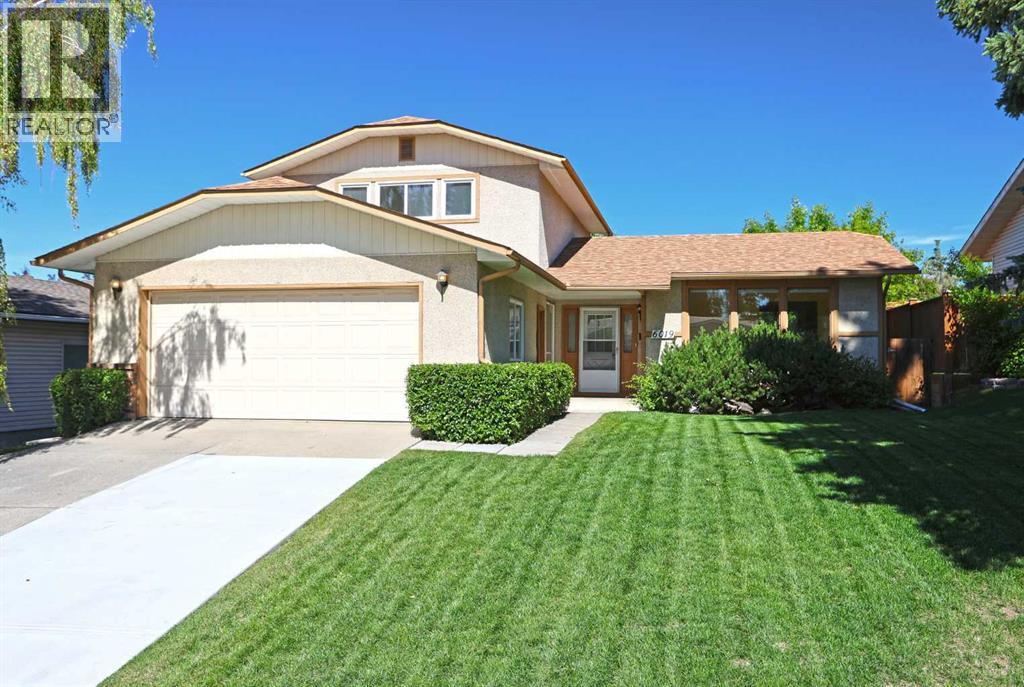 6019 Dalcastle Crescent NW, Calgary, Alberta