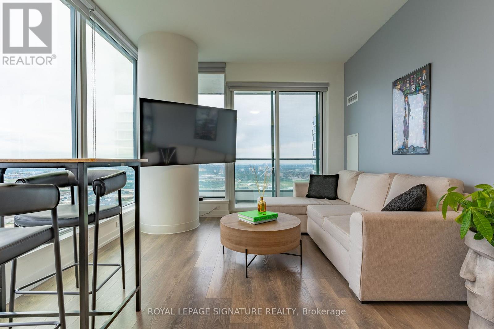 5903 - 898 Portage Parkway, Vaughan, Ontario  L4L 0J6 - Photo 5 - N13546630