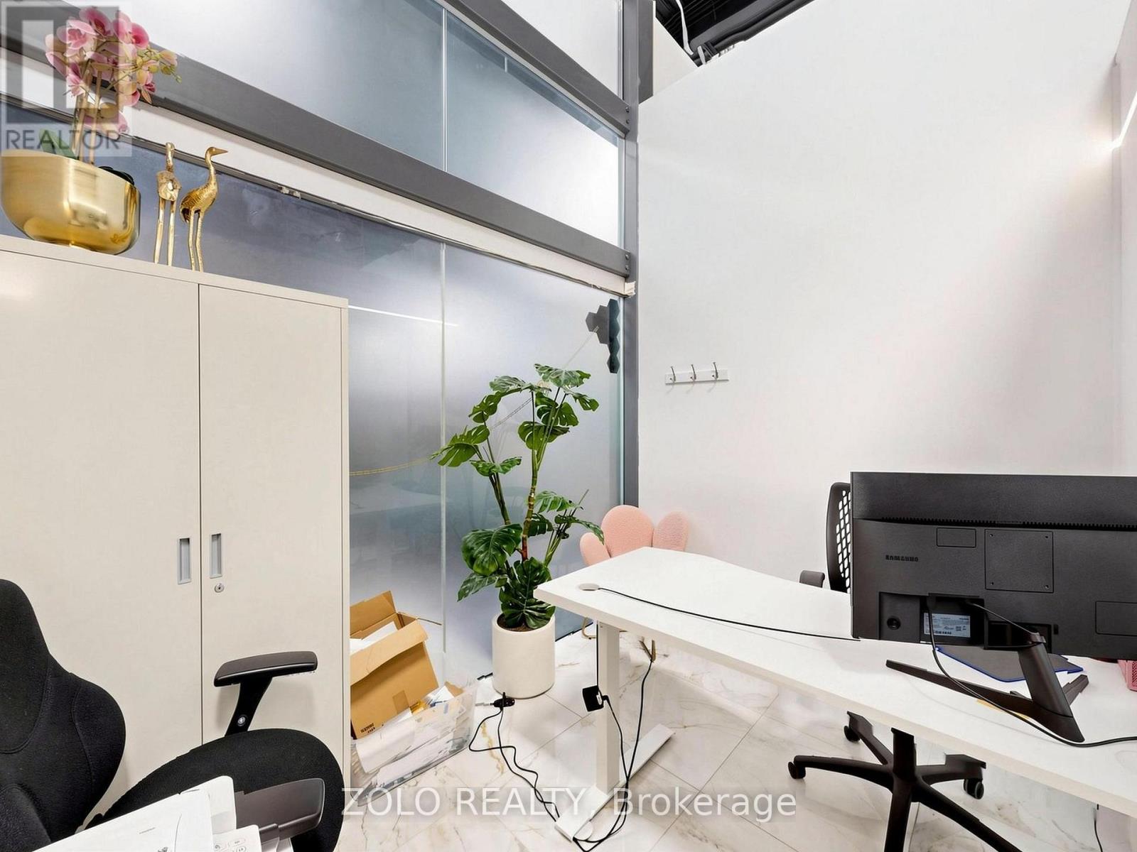 B (326) - 7250 Keele Street, Vaughan, Ontario  L4K 1Z8 - Photo 12 - N13546660