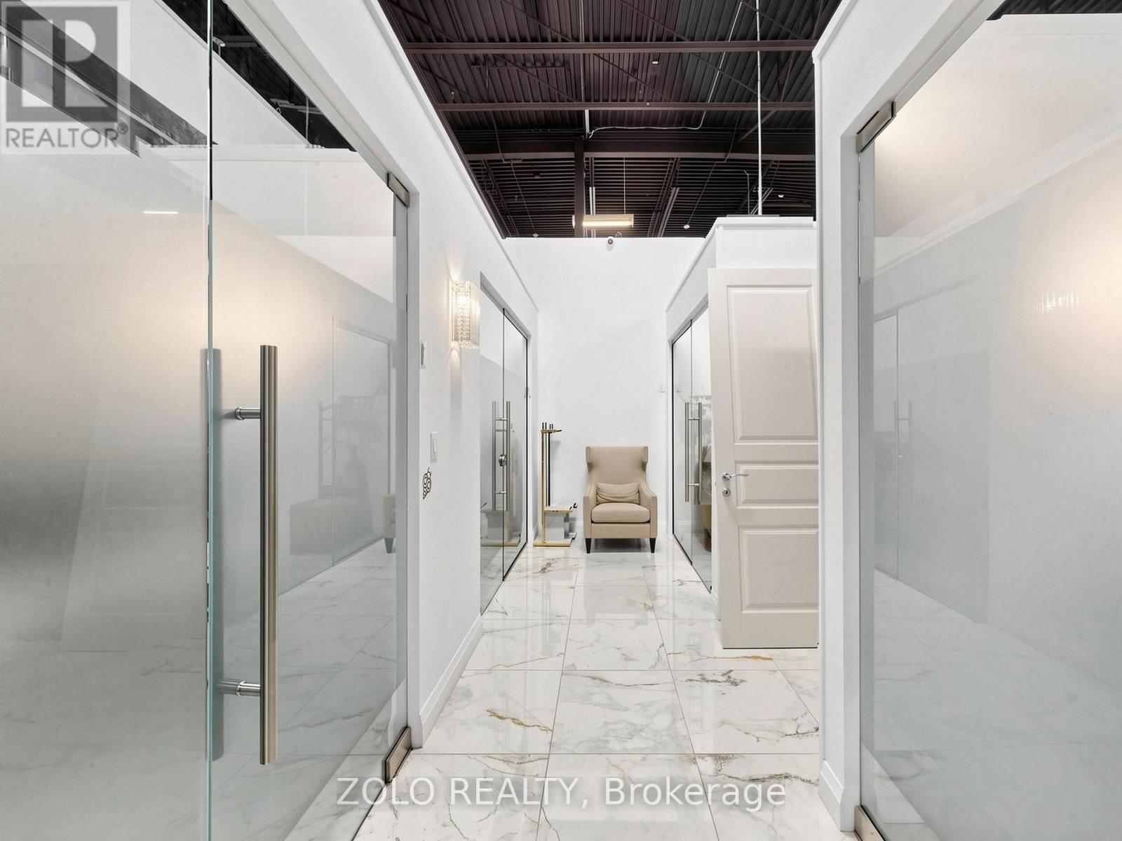 B (326) - 7250 Keele Street, Vaughan, Ontario  L4K 1Z8 - Photo 7 - N13546660