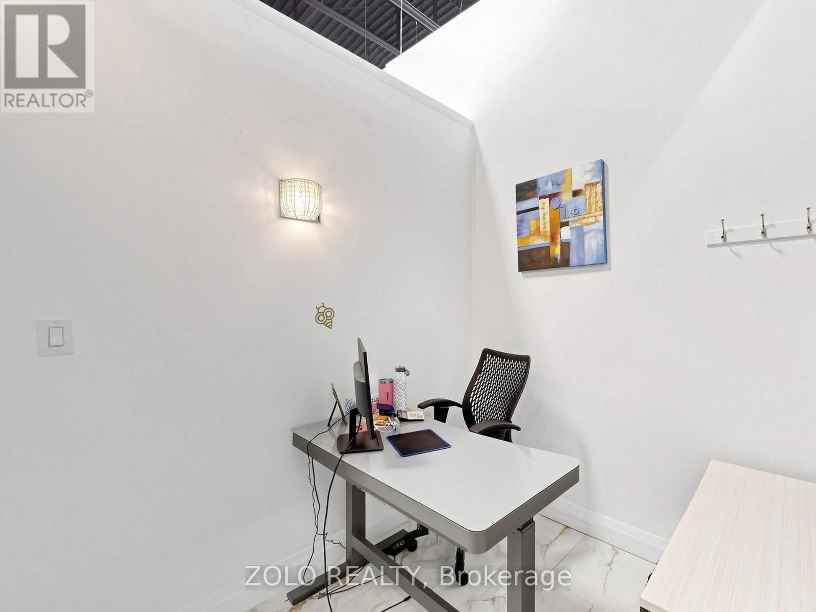 B (326) - 7250 Keele Street, Vaughan, Ontario  L4K 1Z8 - Photo 8 - N13546660