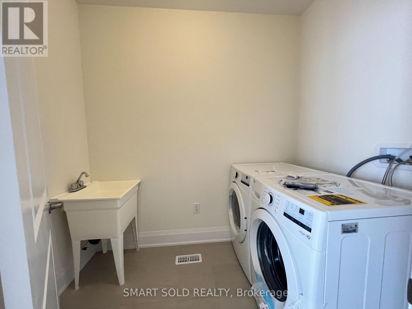 42 Mindanao Avenue, Markham, Ontario  L6C 3E1 - Photo 24 - N13546678