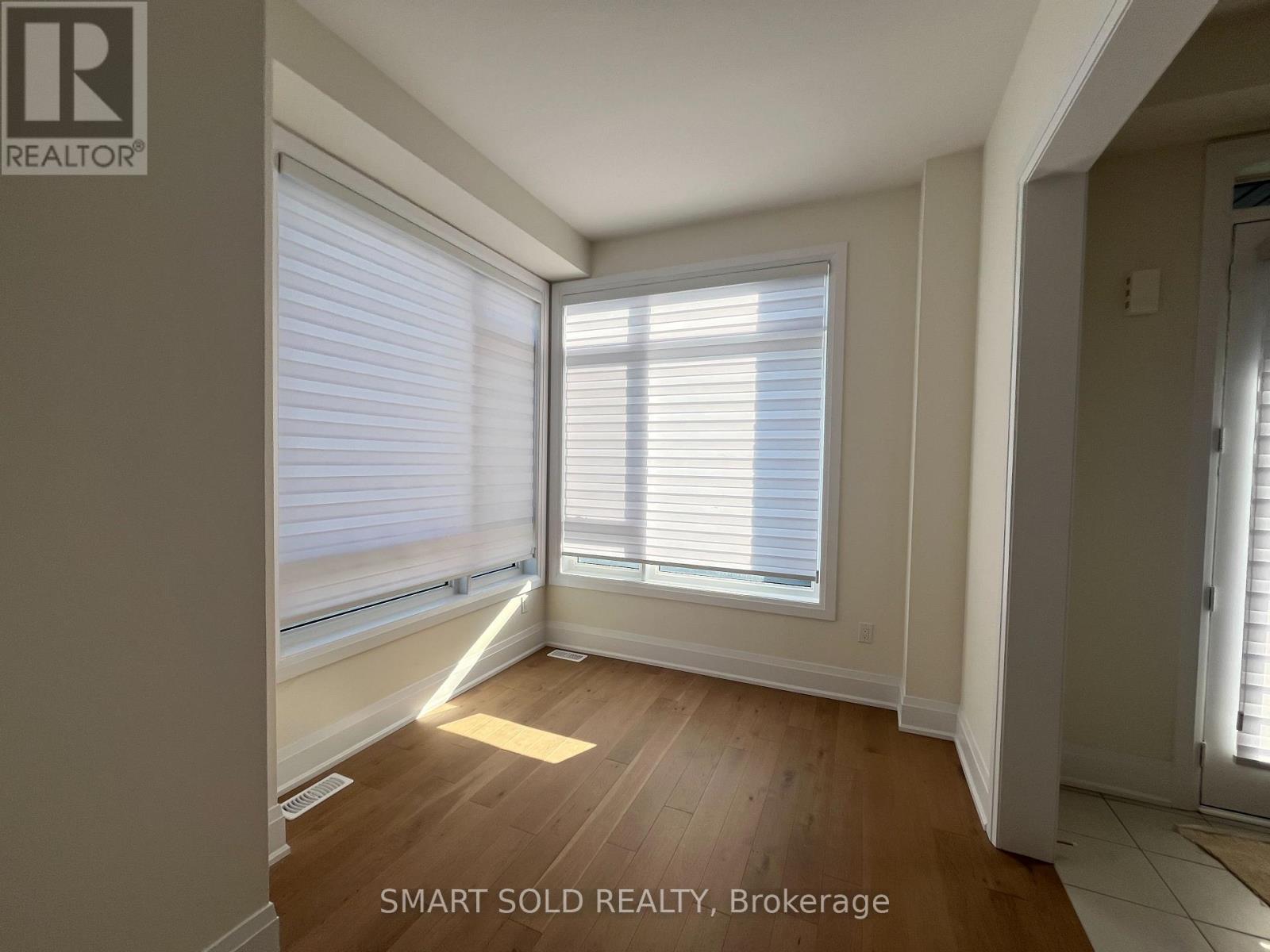 42 Mindanao Avenue, Markham, Ontario  L6C 3E1 - Photo 4 - N13546678