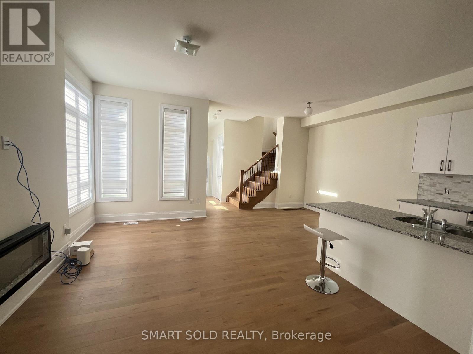 42 Mindanao Avenue, Markham, Ontario  L6C 3E1 - Photo 9 - N13546678