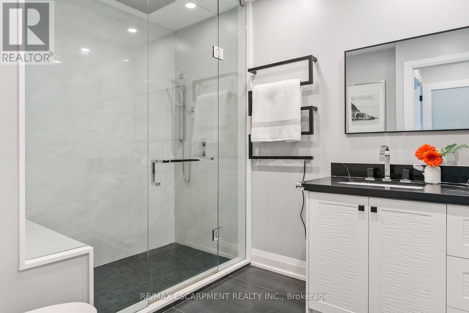 1829 Barsuda Drive, Mississauga, Ontario  L5J 1V3 - Photo 27 - W13546692