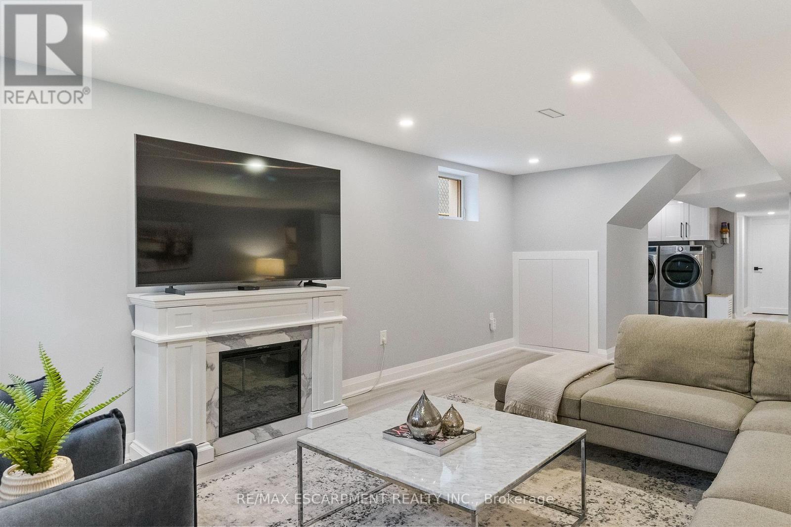 1829 Barsuda Drive, Mississauga, Ontario  L5J 1V3 - Photo 32 - W13546692