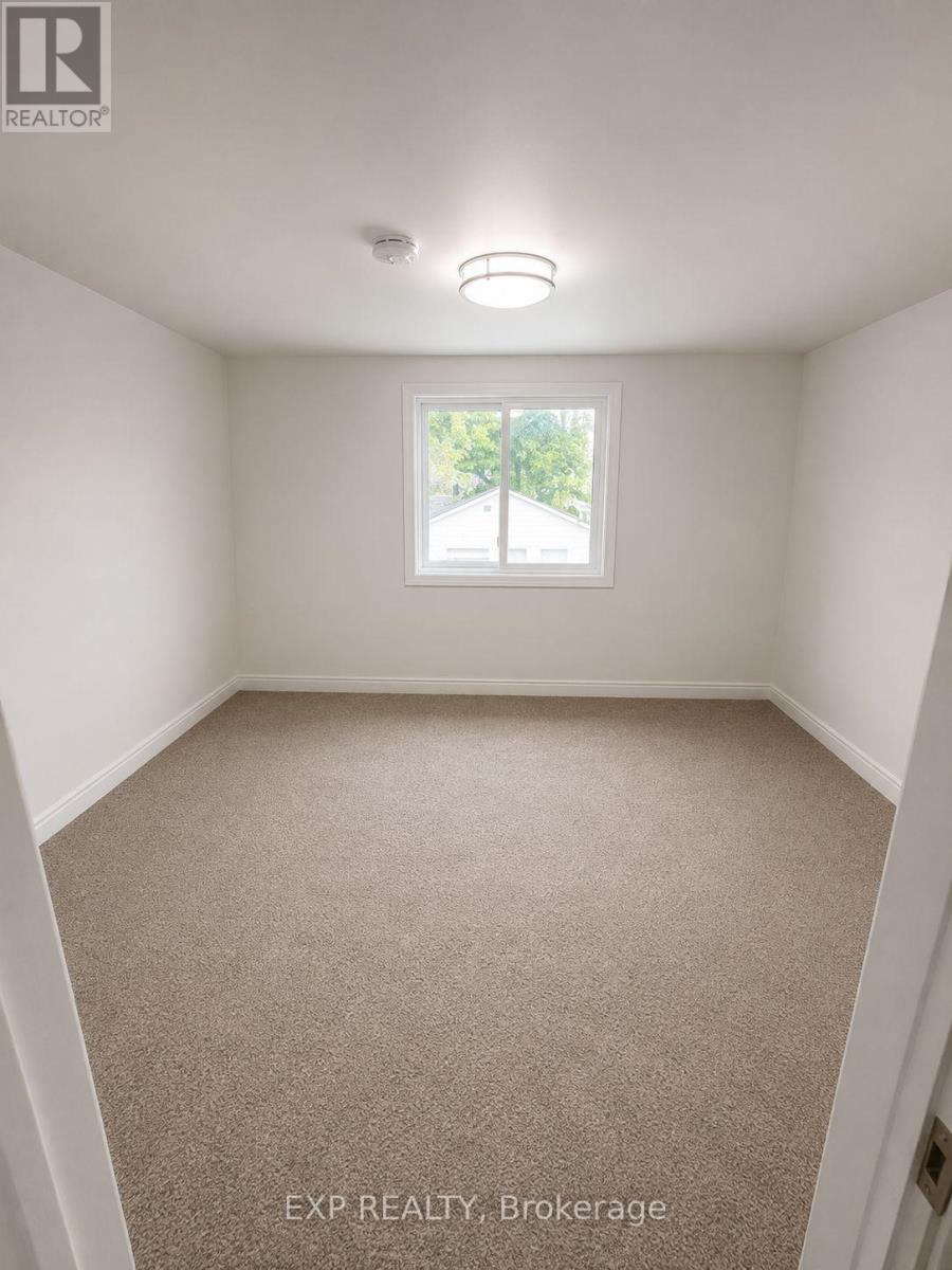 6564 Level Avenue, Niagara Falls, Ontario  L2G 4B7 - Photo 13 - X13546690