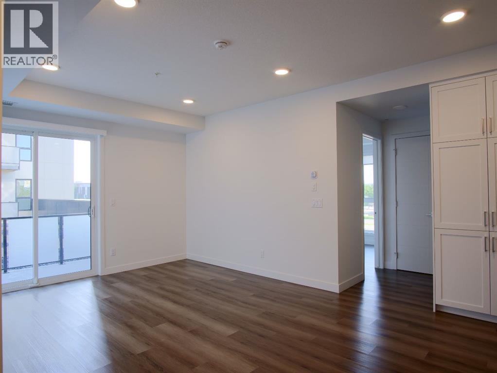 217, 3107 Warren Street, Calgary, Alberta  T3B 0M2 - Photo 8 - A2328145